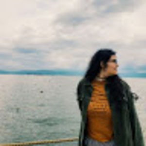 Meet your Posher, Elizabeth